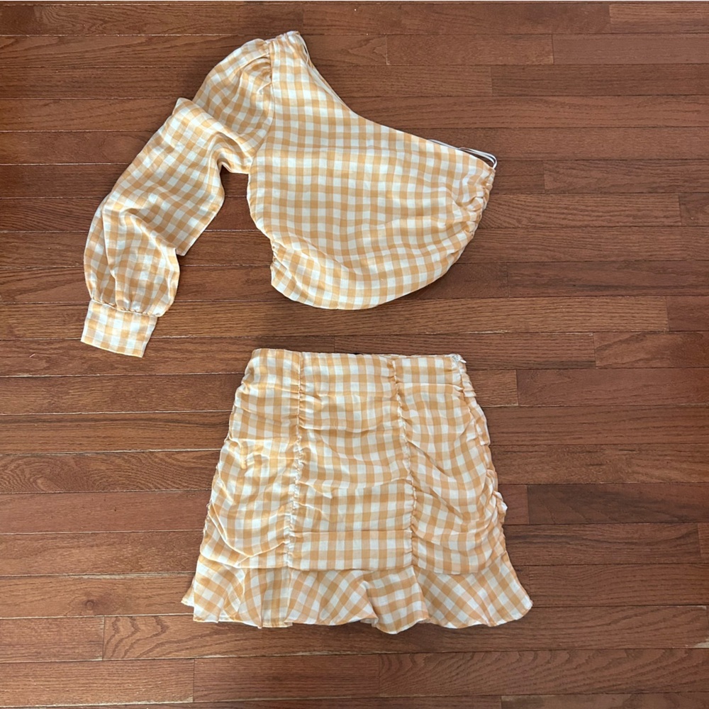 SHERO Gingham One Shoulder 2 piece  skirt set